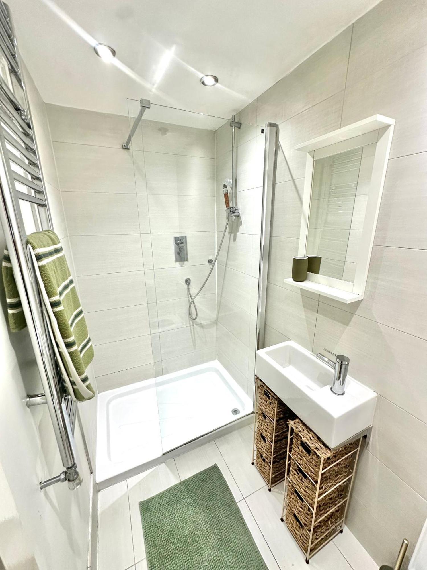 Apartmán Opulent Oasis In Londýn Exteriér fotografie