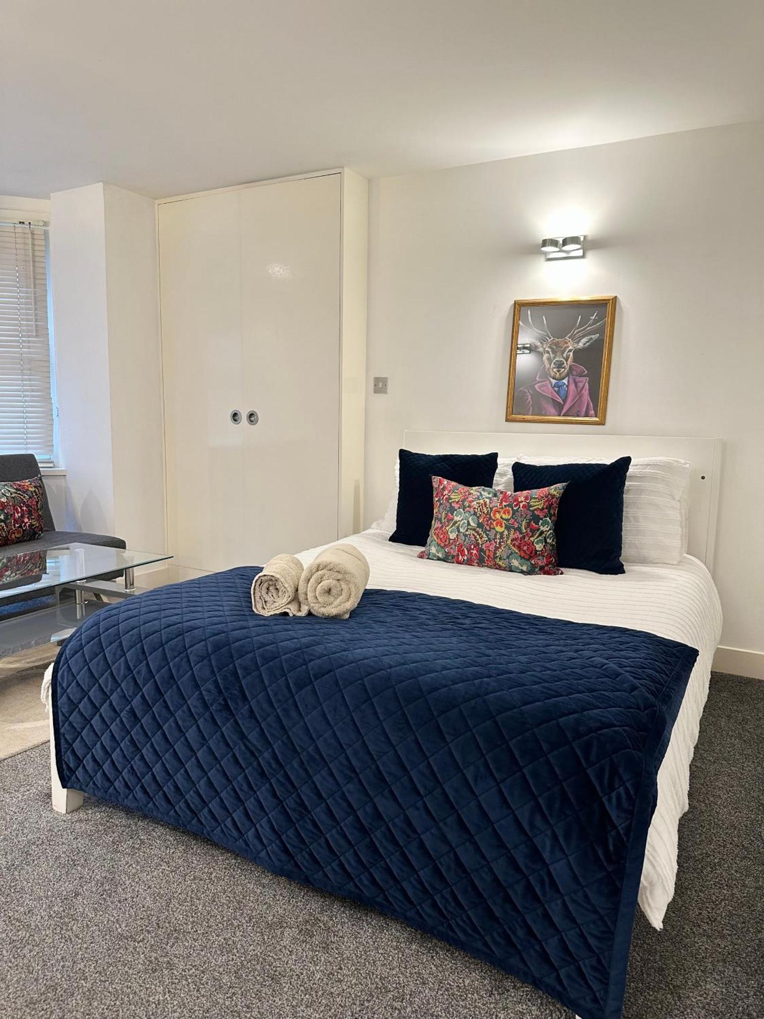 Apartmán Opulent Oasis In Londýn Exteriér fotografie